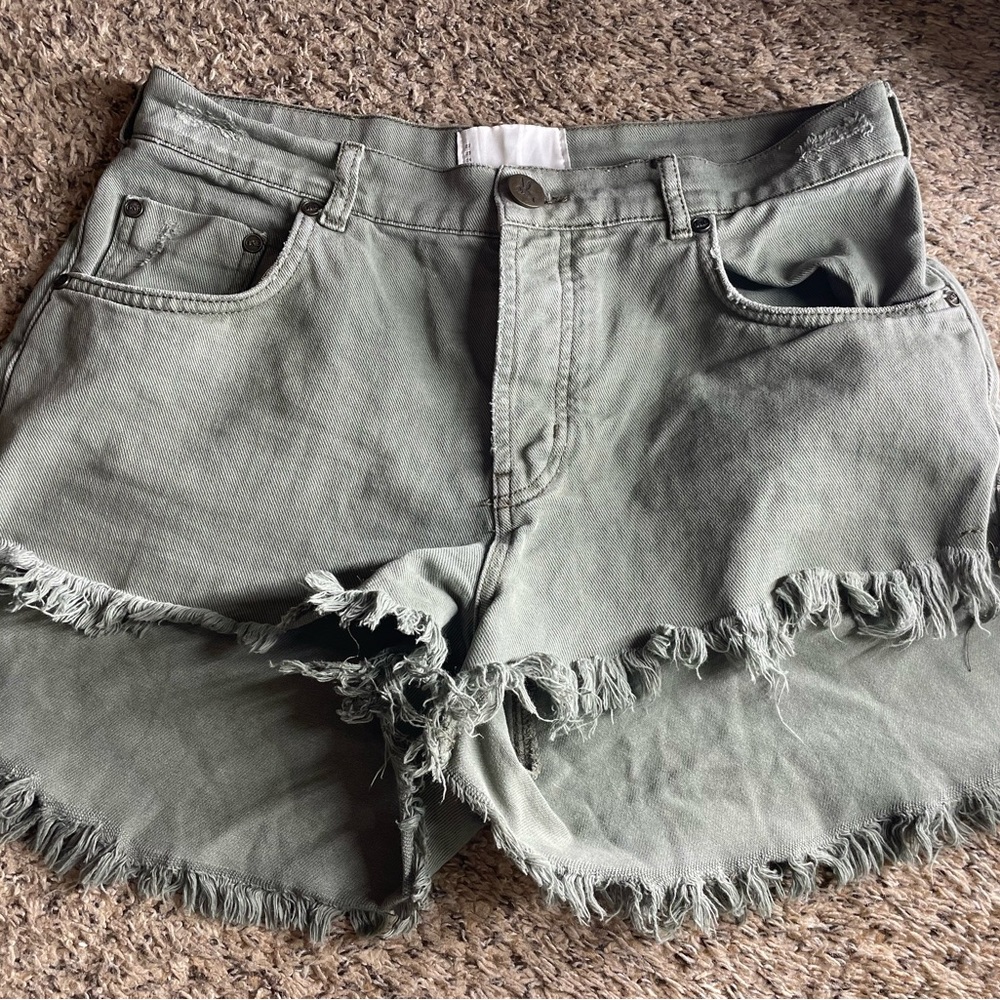One teaspoon brand women’s shorts size 29